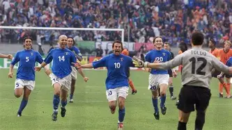 C7娱乐-包含精彩纷呈！欧洲足球赛场上的风云变幻的词条