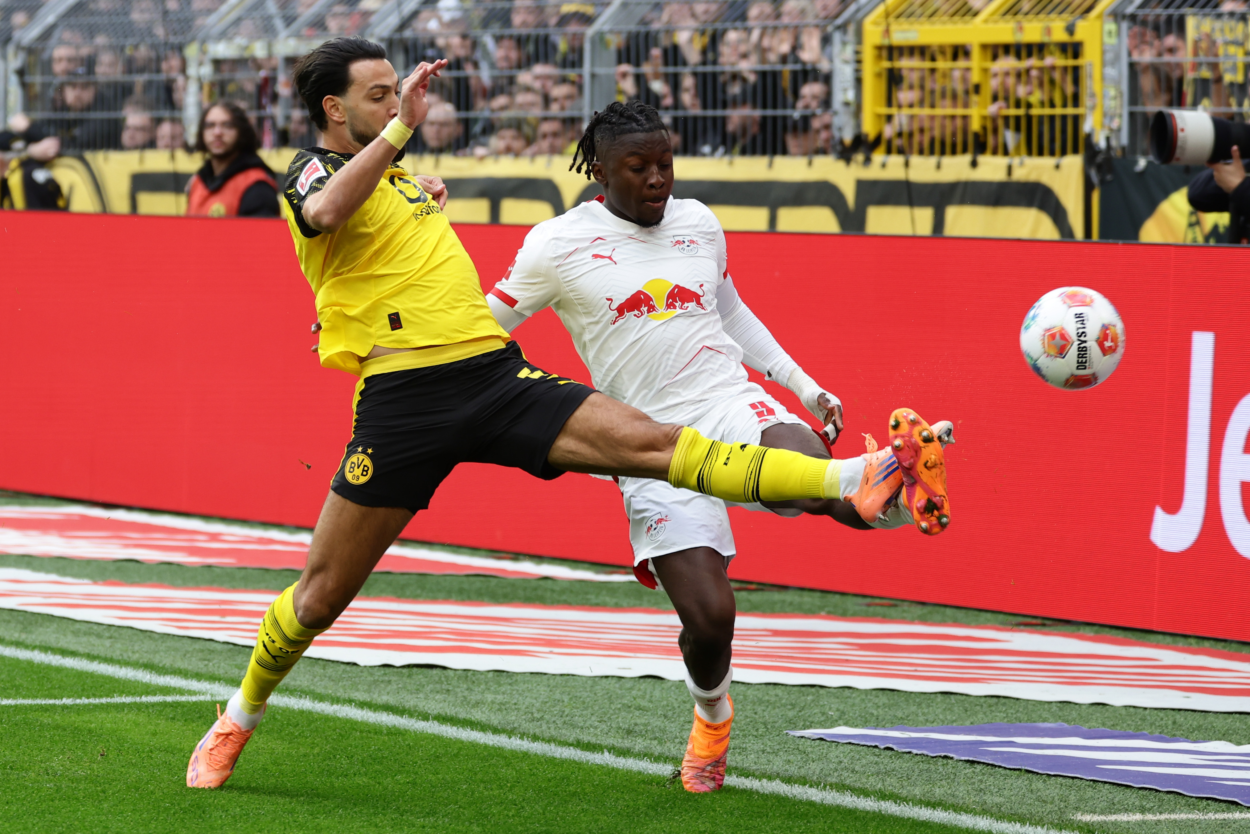 C7娱乐app下载-多特蒙德前锋叫什么